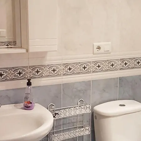 Modern In With Balcony And City View - 48 Sqm Nerja